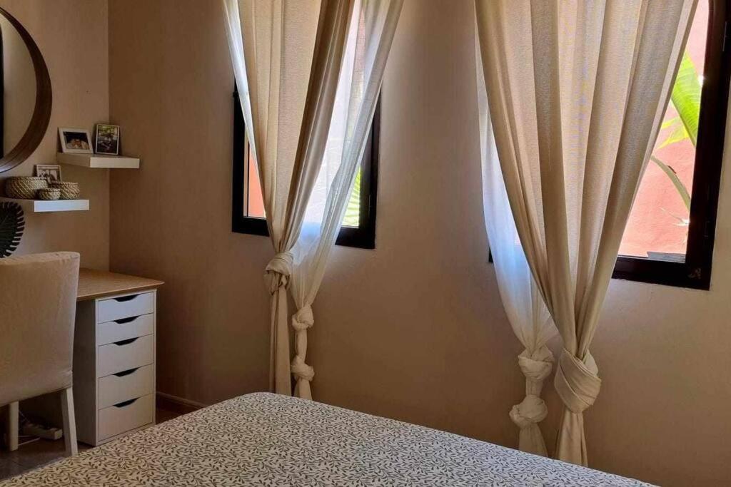 Appartamento Bouganville Con Terrazza E Piscina คอร์ราเลโฮ ภายนอก รูปภาพ