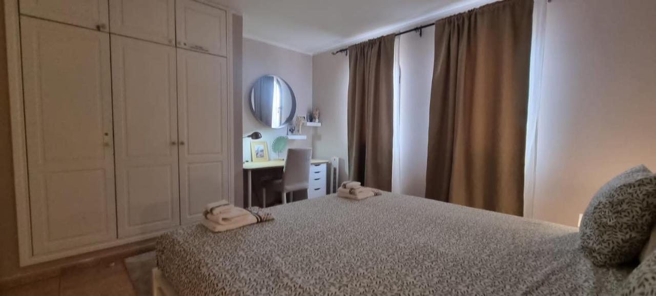 Appartamento Bouganville Con Terrazza E Piscina คอร์ราเลโฮ ภายนอก รูปภาพ
